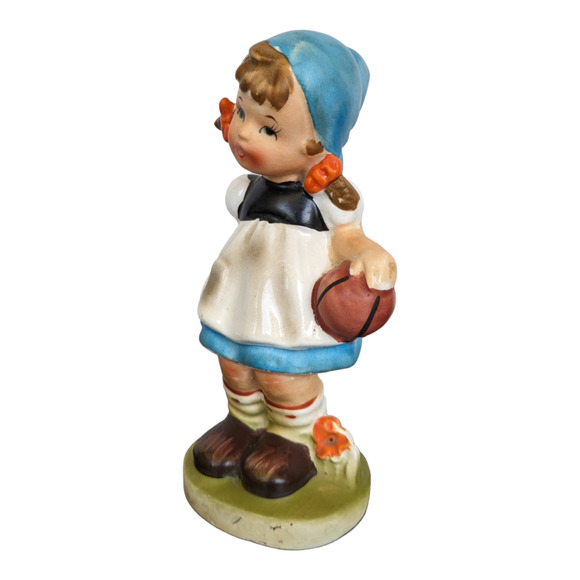 Ceramic Figurine Little Girl Holding Basket Ball
VINTAGE - Picture 4 of 8